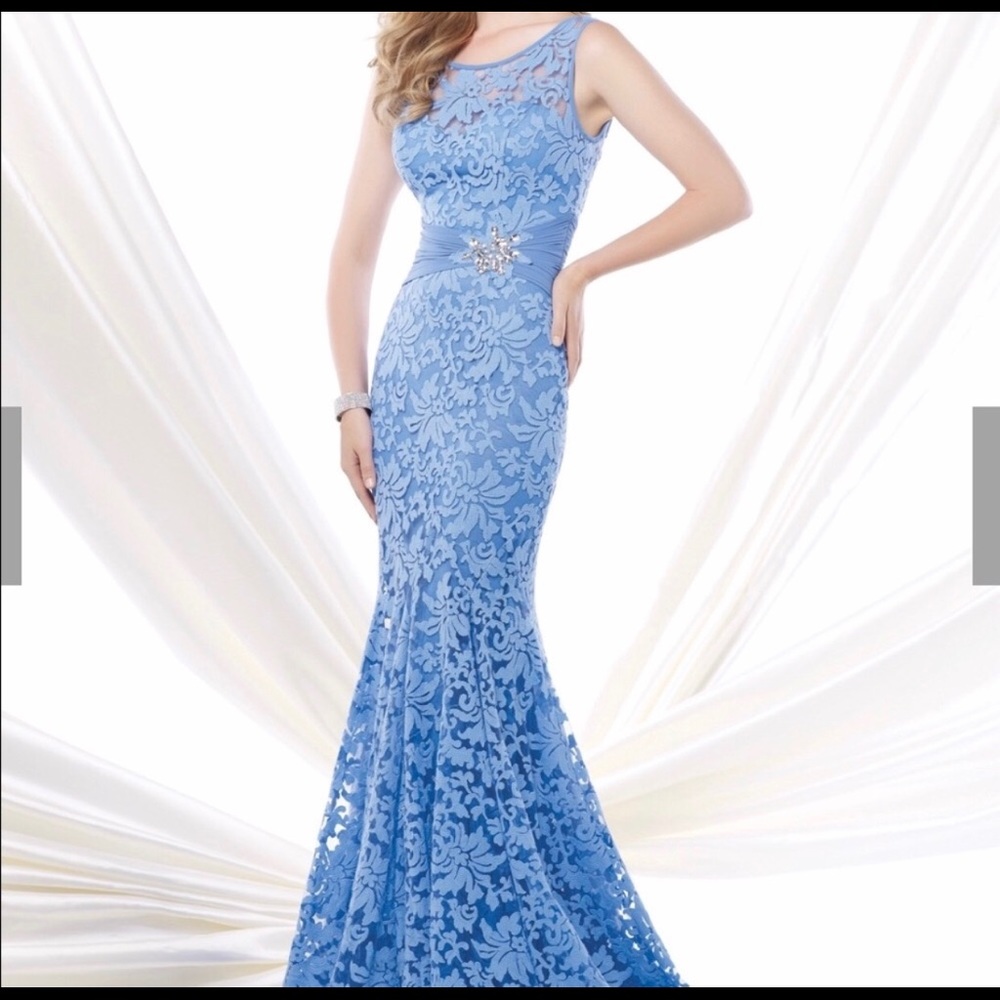 Montage by Mon Cheri Size 12